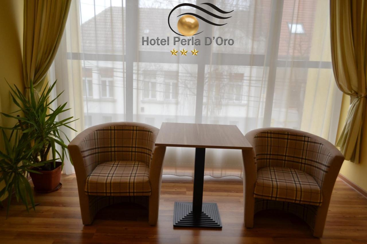 Hotel Perla D'Oro Timişoara Buitenkant foto